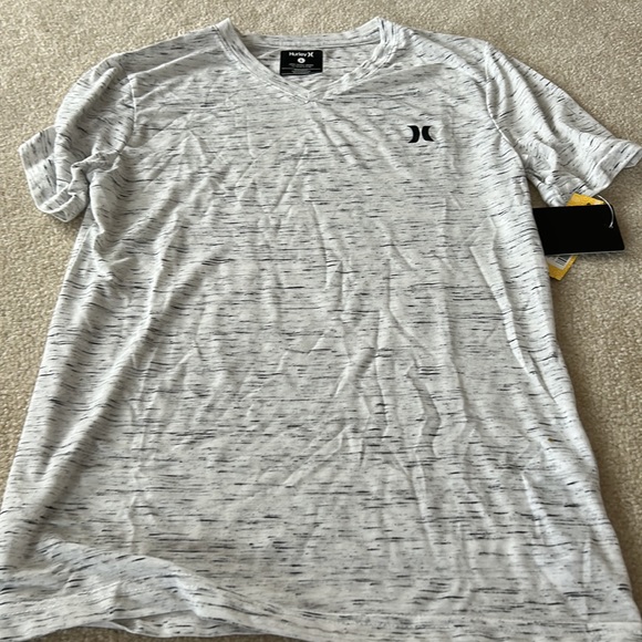 Hurley bundle of three T-shirts, size large boys - Picture 4 of 7